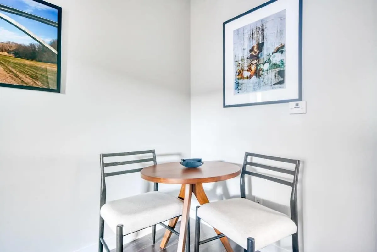Cozysuites Music Row Charming 1Br Free Parking! 04 Nashville Lägenhet